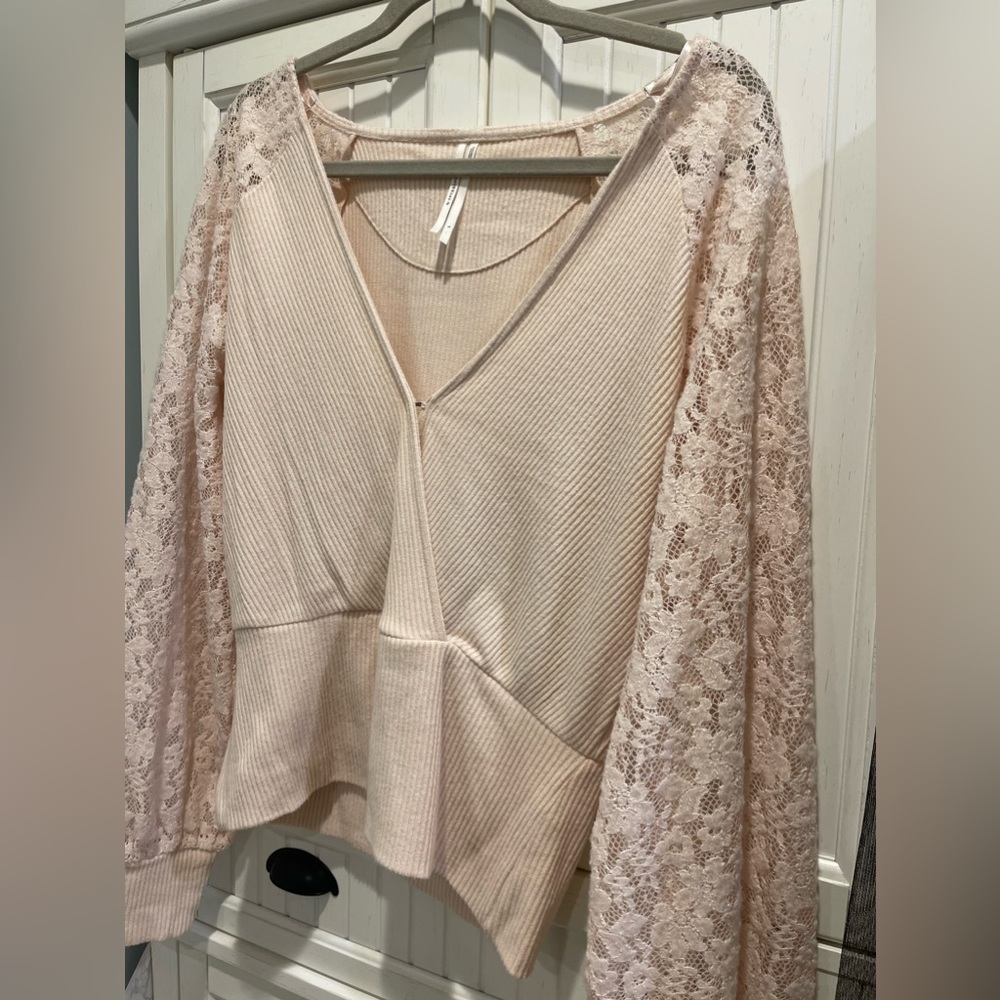 Anthropologie Faux wrap lace sleeve sweater size Large in Ivory